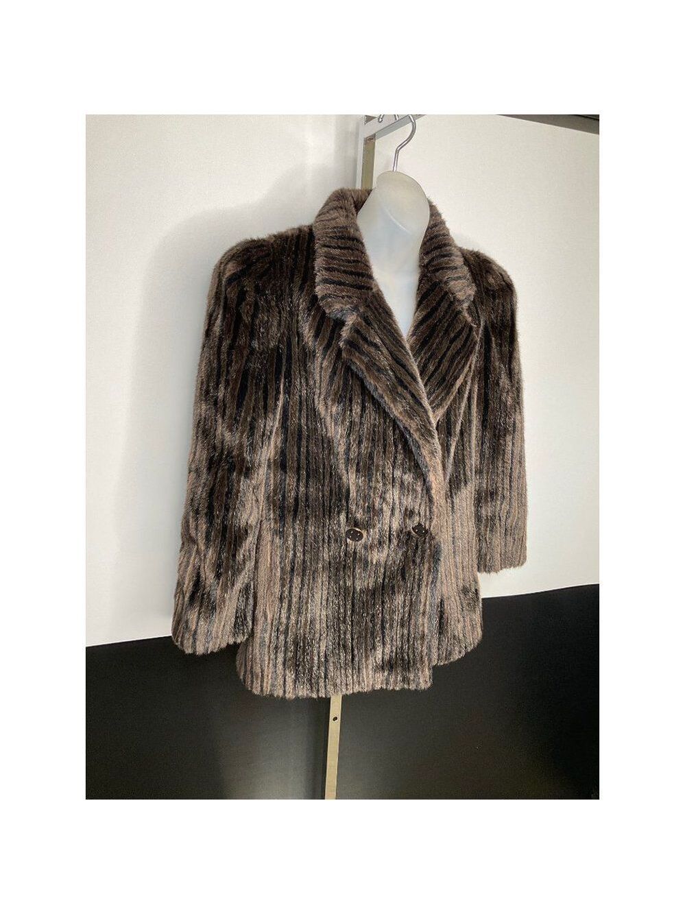 𝅺us14 Intrigue A Luxury Fabric By De Ball Black Brown Faux Fur Coat Vintage - Picture 2 of 11